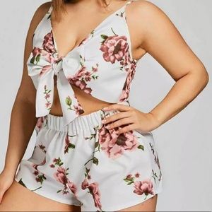 Plus size two piece short set